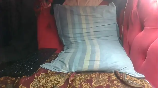 Snapshot of Princess_Tamara chatting on 07.28.26 Princess Tamara online show from 07.28.26