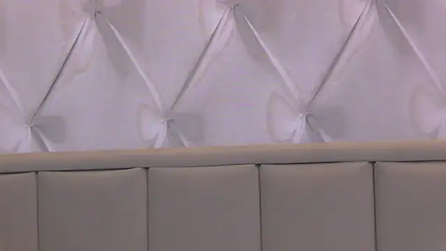 RissaRheys online show from 11.28.25