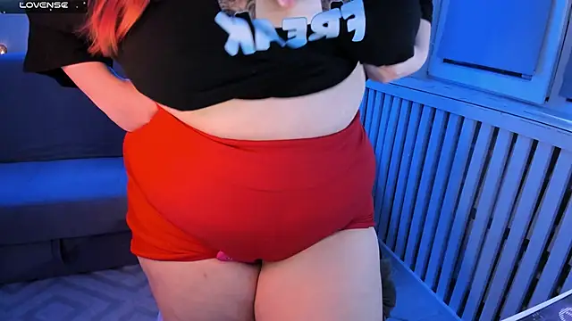 Snapshot of Melissa_Purr chatting on 11.27.25 Melissa Purr online show from 11.27.25