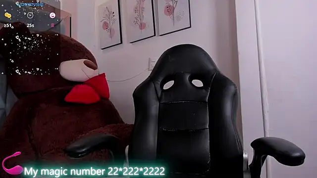 Snapshot of anyi_sweet_titss chatting on 07.08.26 anyi sweet titss online show from 07.08.26