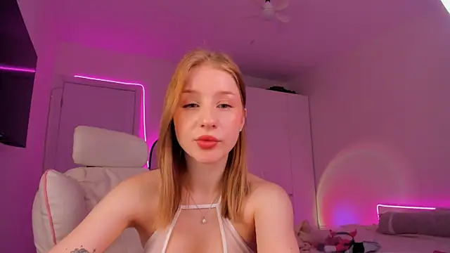 Eva Davi online show from 03.06.25