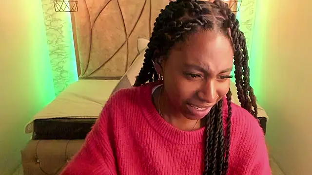 Queen perla  online show from 02.28.25