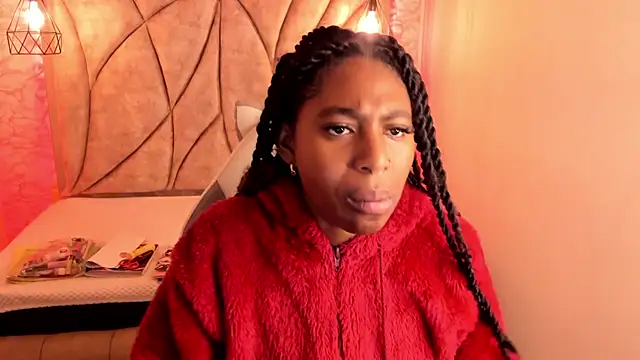 Queen perla  online show from 03.14.25