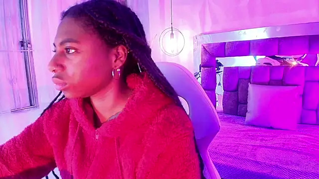 Queen perla  online show from 06.30.26