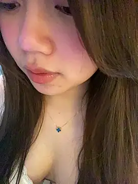 Hotellinh12 online show from 02.02.26