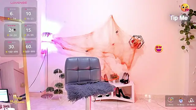 Snapshot of thais_dreams chatting on 11.01.25 thais dreams online show from 11.01.25