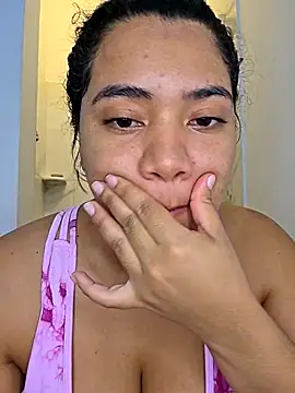 Watagatapitusberry1 online show from 11.05.25