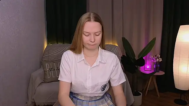 CarolynCohen   online show from 02.27.25