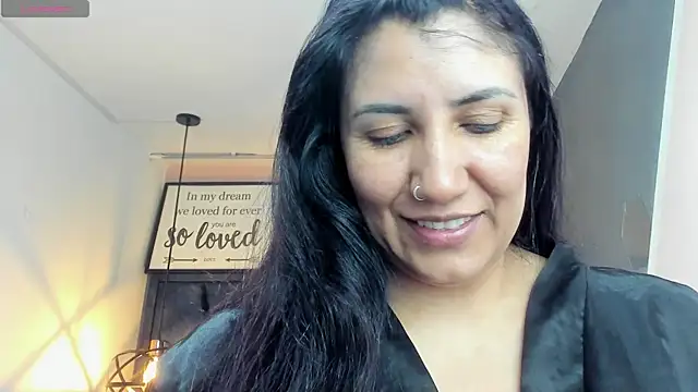 GiaFox  online show from 10.27.25