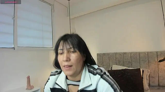 GiaFox  online show from 04.29.26