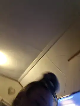 Snapshot of Off_the_Lesh chatting on 11.02.25 Off the Lesh online show from 11.02.25