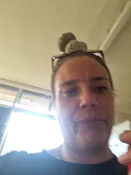 Off the Lesh online show from 12.17.25