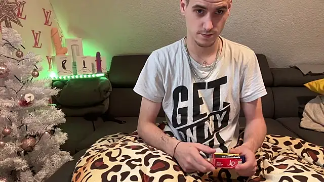 Cookieboy88 online show from 11.15.25