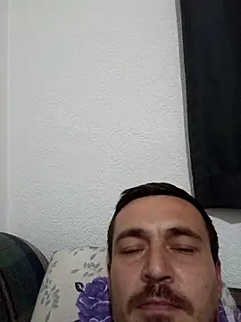 Snapshot of mayk18cm chatting on 12.19.25 mayk18cm online show from 12.19.25