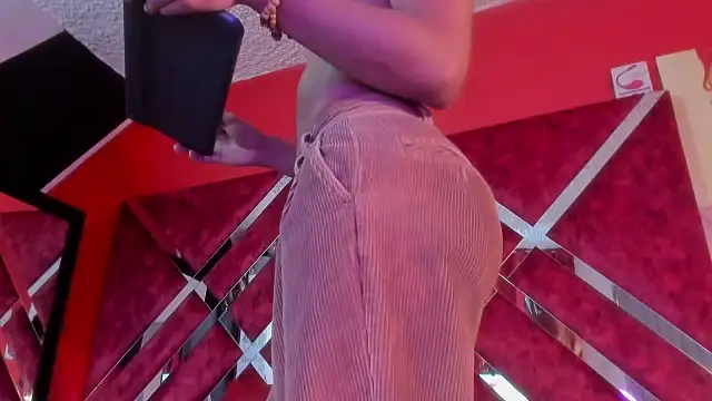 Scarlett Hot5 online show from 09.23.25