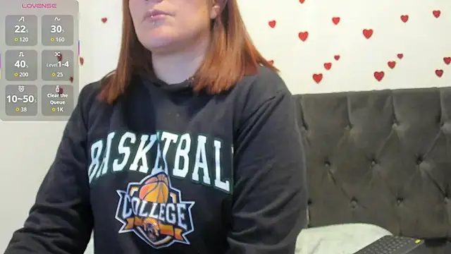Snapshot of amberr34 chatting on 09.16.25 amberr34 online show from 09.16.25