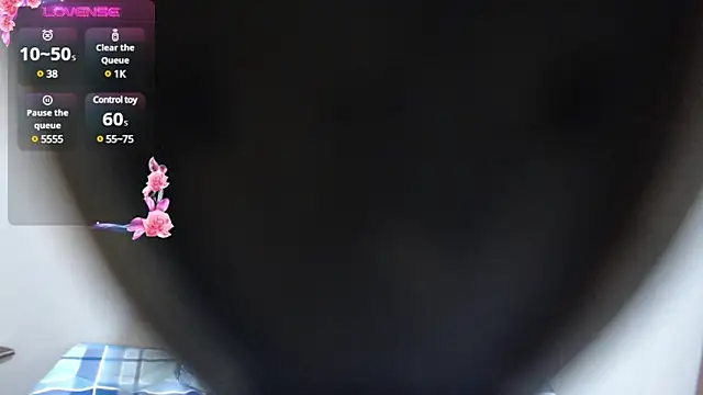 Snapshot of blue_violette_ chatting on 12.15.24 blue violette online show from 12.15.24