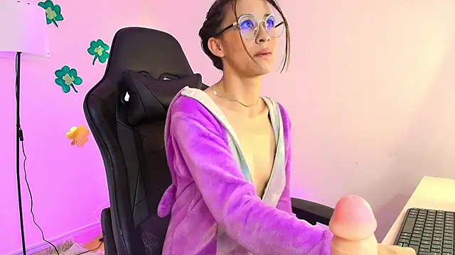 Snapshot of DeepAnalAddict chatting on 03.22.25 DeepAnalAddict online show from 03.22.25