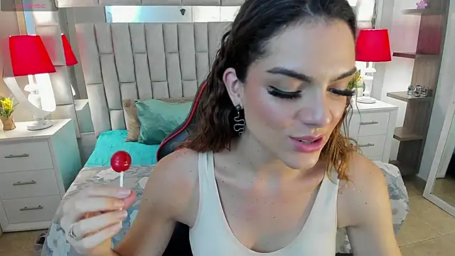 mariiahneedles online show from 10.09.25