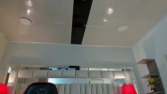 mariiahneedles online show from 10.19.25