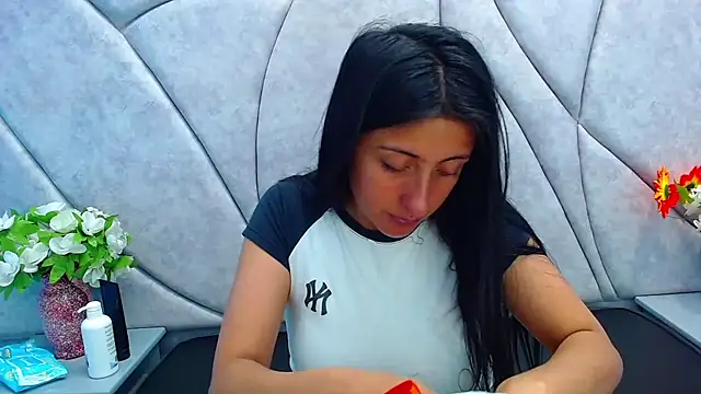 Cameron cutte online show from 01.26.25