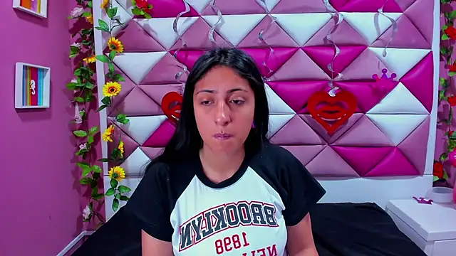 Cameron cutte online show from 03.11.25