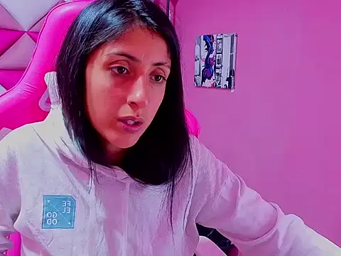 Cameron cutte online show from 10.04.25