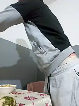 Snapshot of Aian09 chatting on 01.30.25 Aian09 online show from 01.30.25