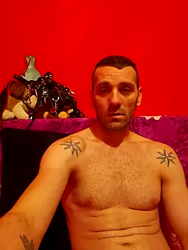 Snapshot of Aian09 chatting on 02.05.25 Aian09 online show from 02.05.25