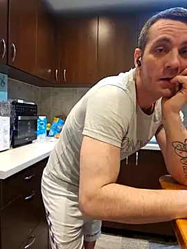 Snapshot of Aian09 chatting on 03.22.25 Aian09 online show from 03.22.25