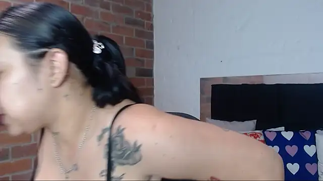 salome  hills1 online show from 09.12.25