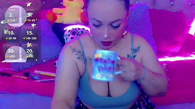 Snapshot of martina_bk chatting on 02.06.25 martina bk online show from 02.06.25