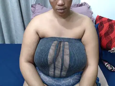 Snapshot of FreakyAngel3X chatting on 03.15.25 FreakyAngel3X online show from 03.15.25