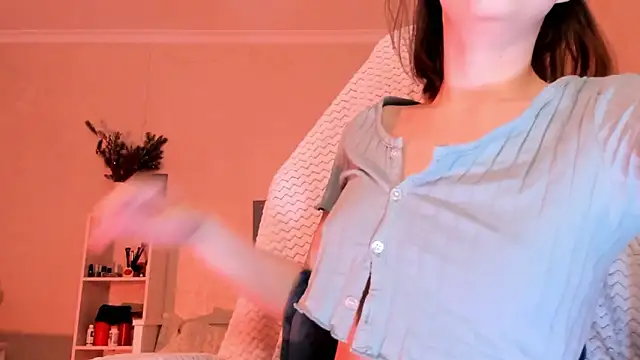 Britney Ross online show from 03.07.26