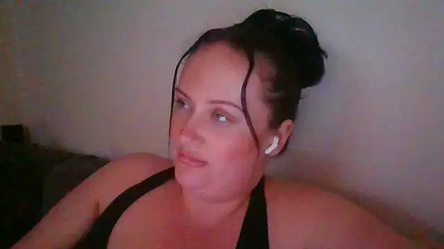 CurvyQueen2023 online show from 02.01.26