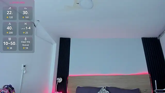 Chiqui milk  online show from 10.29.25