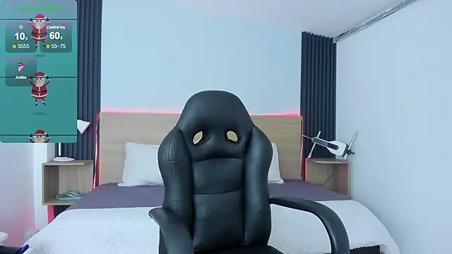 Chiqui milk  online show from 11.30.25