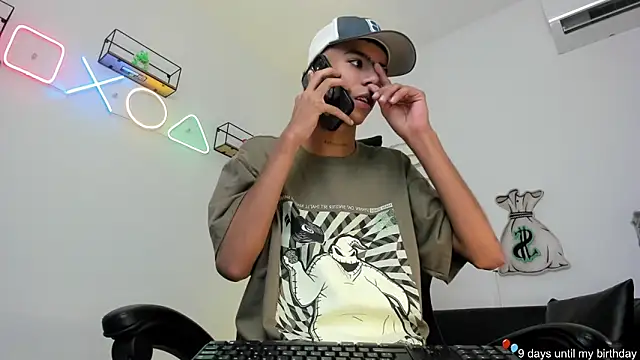 Snapshot of dikey_62 chatting on 01.10.25 dikey 62 online show from 01.10.25