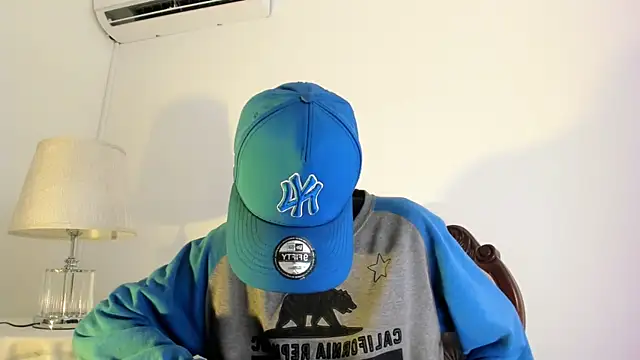 Snapshot of dikey_62 chatting on 01.28.25 dikey 62 online show from 01.28.25