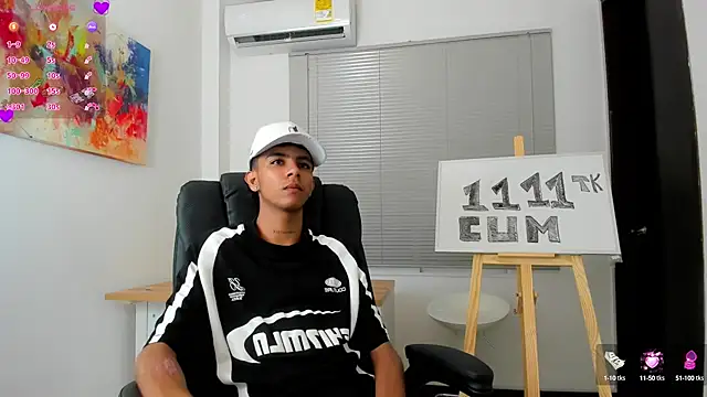 Snapshot of dikey_62 chatting on 02.01.25 dikey 62 online show from 02.01.25