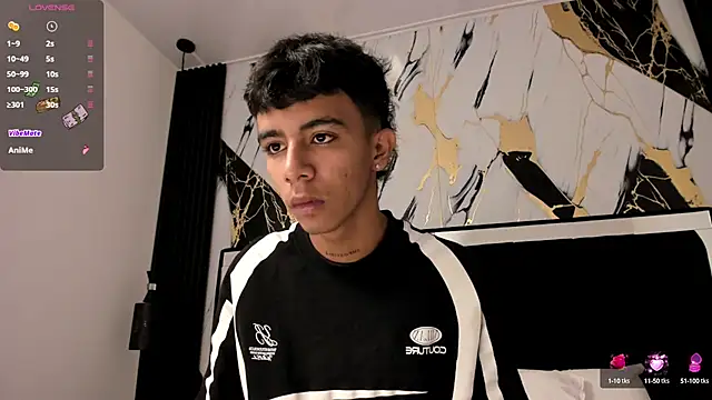 Snapshot of dikey_62 chatting on 02.15.25 dikey 62 online show from 02.15.25