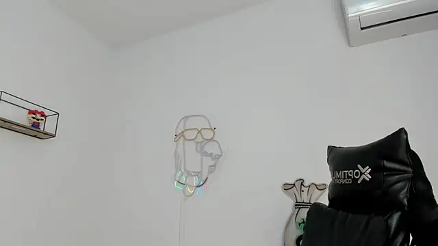 Snapshot of dikey_62 chatting on 03.14.25 dikey 62 online show from 03.14.25