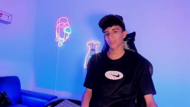 Snapshot of dikey_62 chatting on 09.27.25 dikey 62 online show from 09.27.25