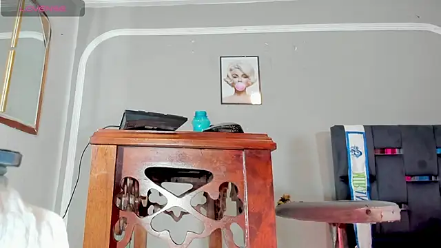 Snapshot of Jimena_Grey chatting on 05.30.26 Jimena Grey online show from 05.30.26
