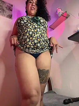 Snapshot of miss_grace_01 chatting on 03.20.25 miss grace 01 online show from 03.20.25