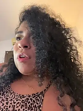 Snapshot of miss_grace_01 chatting on 10.13.25 miss grace 01 online show from 10.13.25