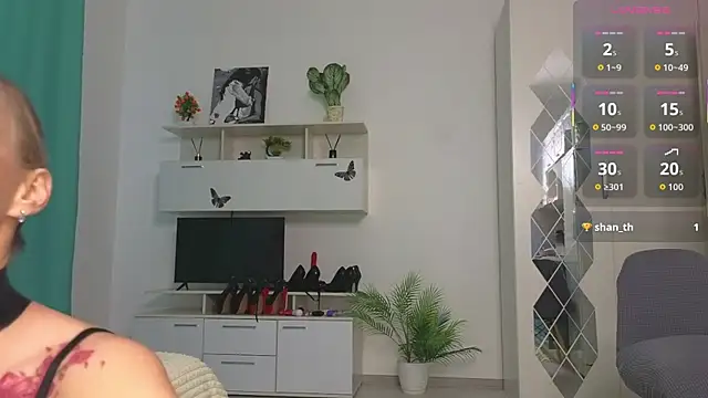 Molliblum online show from 06.03.26