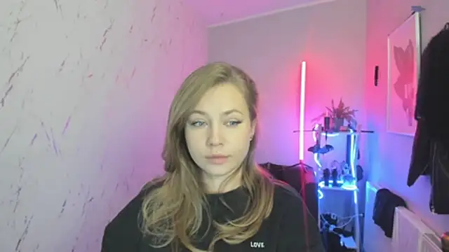 holly xglam online show from 11.27.25