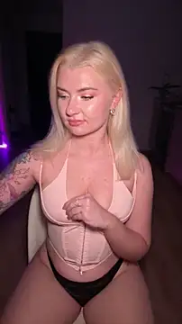 Snapshot of Anour_amour chatting on 04.05.26 Anour amour online show from 04.05.26