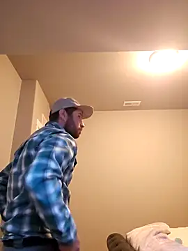 Snapshot of JeepinAround chatting on 10.02.25 JeepinAround online show from 10.02.25